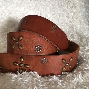 American Eagle Leather Belt  w/ gold embellishment